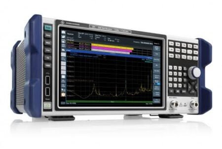 Flexible and cost-effective: The new test receivers are designed to meet a broad range of EMC measurement requirements.